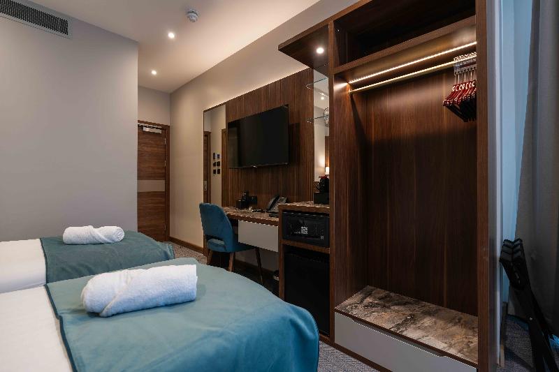 St Mark's Merit Hotels - Oda