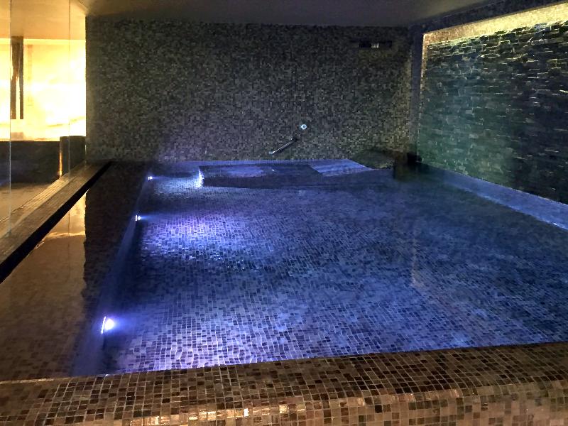 Hotel Cascais Miragem Health & Spa - Havuz