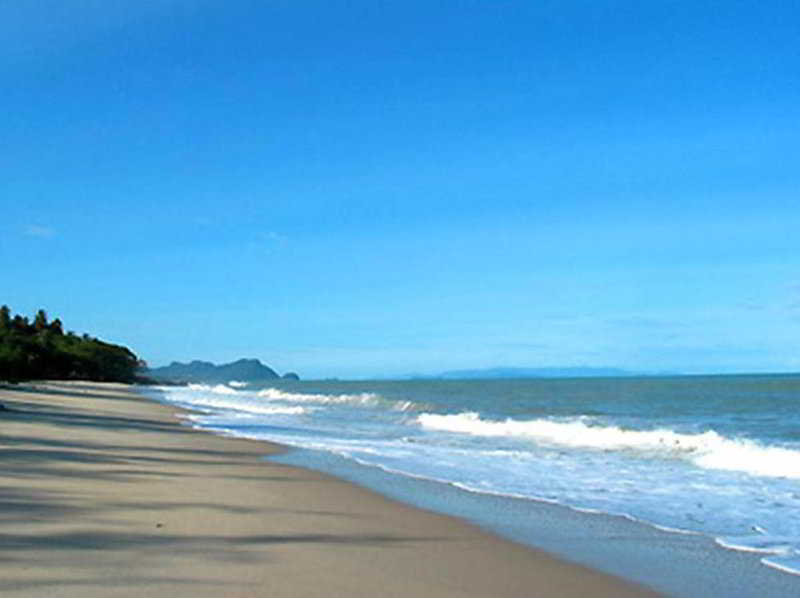 Supar Royal Beach Khanom fotoÄŸrafÄ±