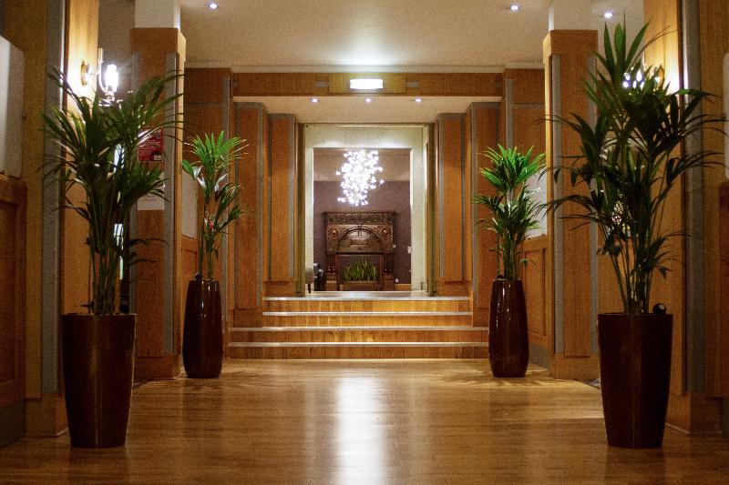 Station Hotel Aberdeen - Lobi