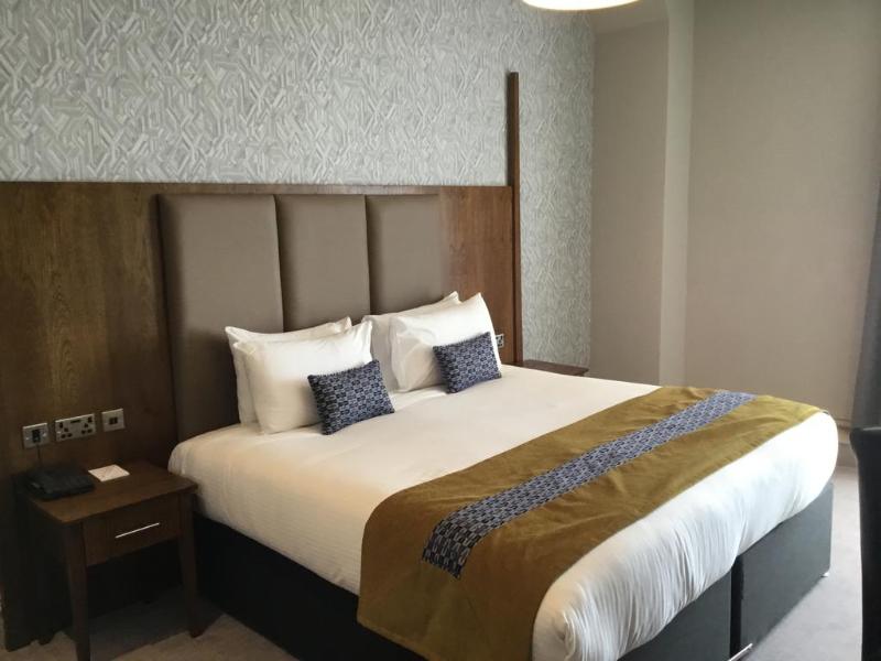 Station Hotel Aberdeen - Oda