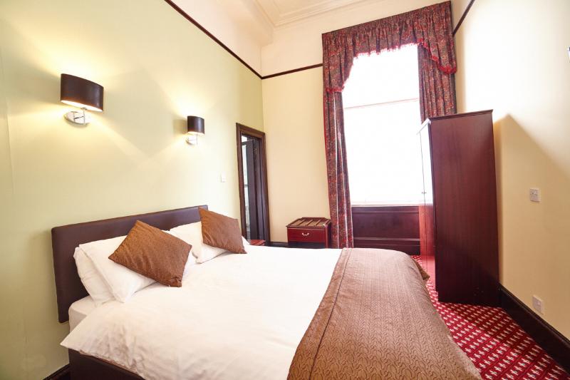 Station Hotel Aberdeen - Oda