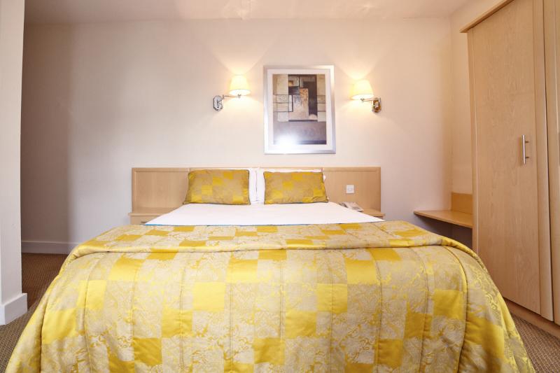 Station Hotel Aberdeen - Oda