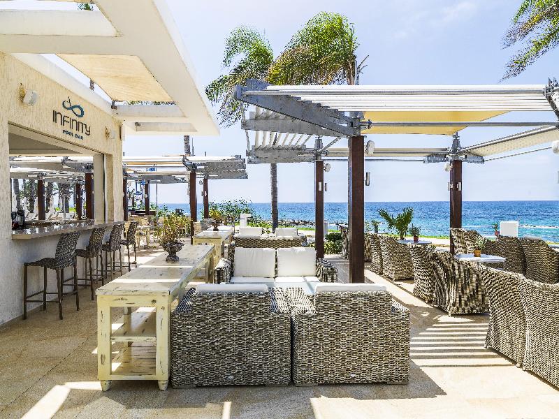 Alexander The Great Beach Hotel - Bar