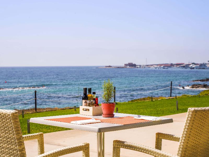 Alexander The Great Beach Hotel - Bar