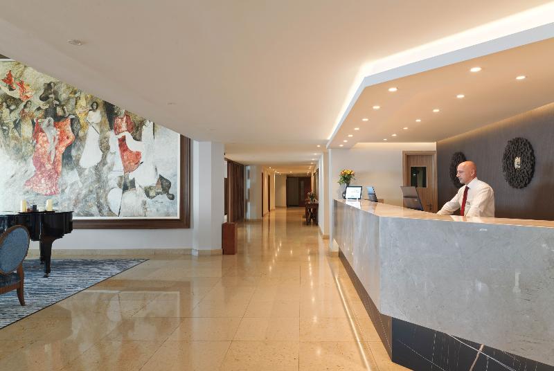 Alexander The Great Beach Hotel - Lobi