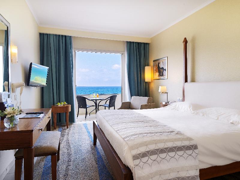 Alexander The Great Beach Hotel - Oda