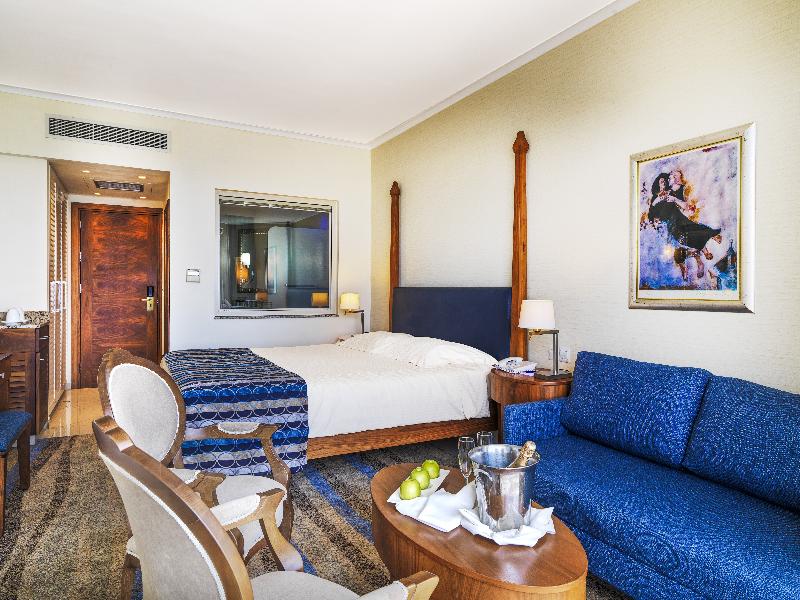 Alexander The Great Beach Hotel - Oda