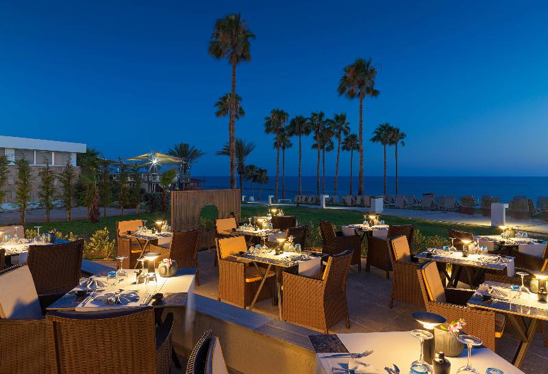 Alexander The Great Beach Hotel - Restoran