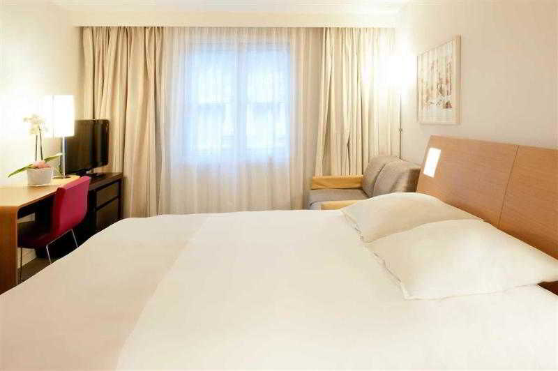 Novotel Lille Centre - Genel