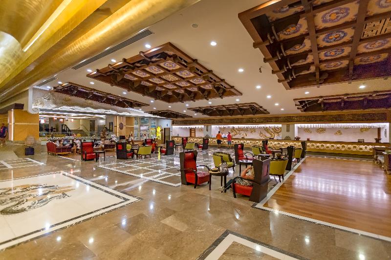 Royal Dragon Hotel - Lobi