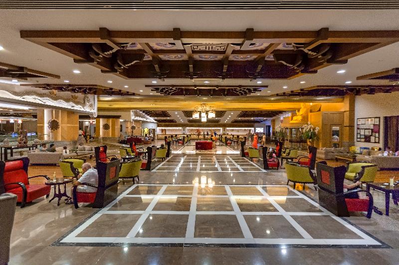 Royal Dragon Hotel - Lobi