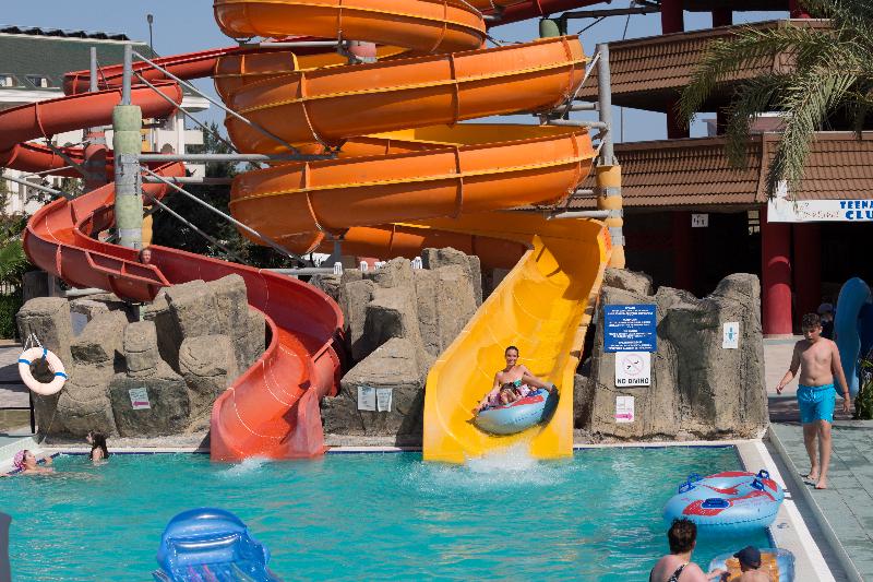 Royal Dragon Hotel - Havuz