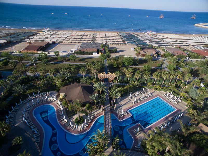 Royal Dragon Hotel - Havuz
