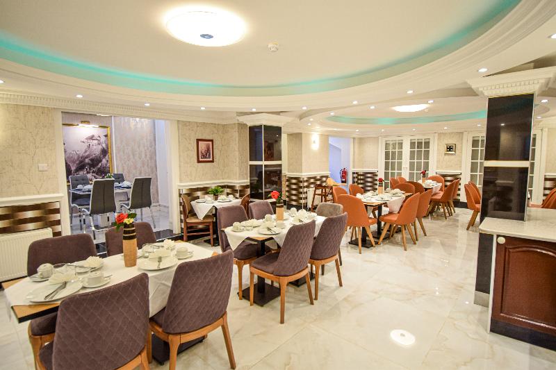 Pembridge Palace Hotel - Restoran