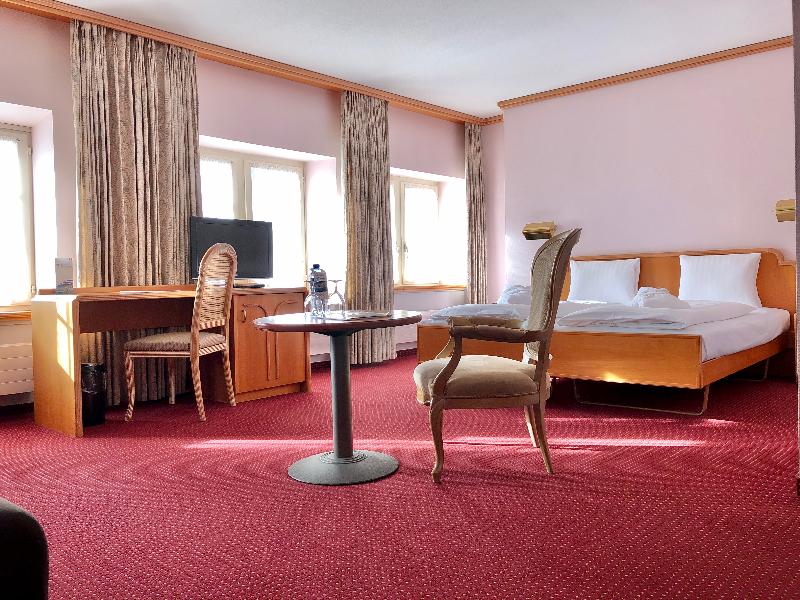 Thermal Htls & Walliser Alpentherme Leukerbad - Oda