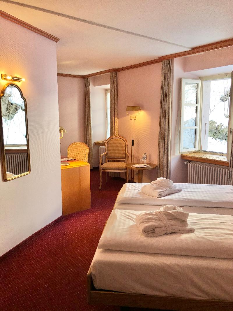Thermal Htls & Walliser Alpentherme Leukerbad - Oda