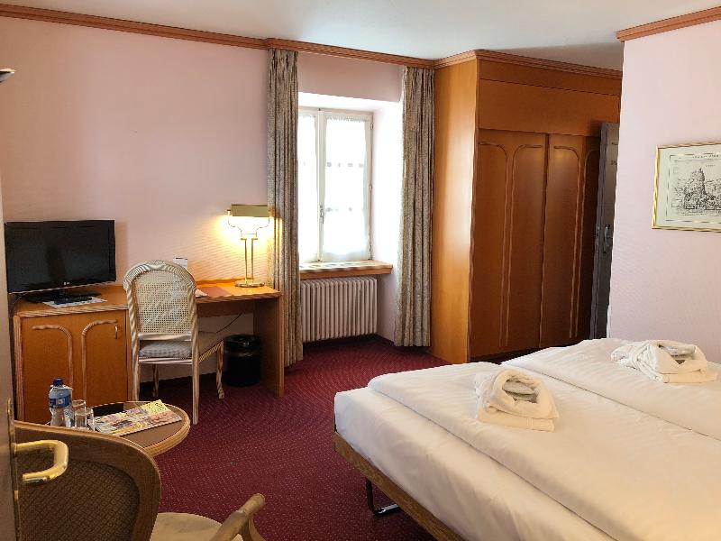 Thermal Htls & Walliser Alpentherme Leukerbad - Oda