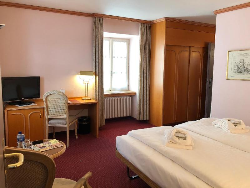 Thermal Htls & Walliser Alpentherme Leukerbad - Oda