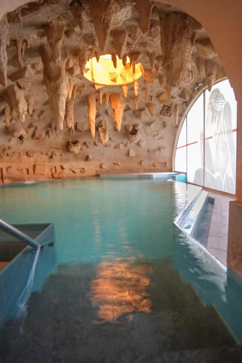 Thermal Htls & Walliser Alpentherme Leukerbad - Havuz