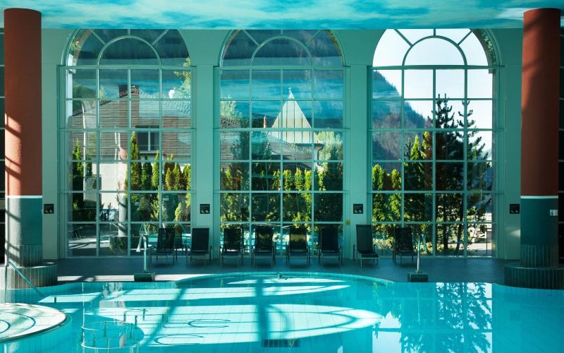 Thermal Htls & Walliser Alpentherme Leukerbad - Havuz