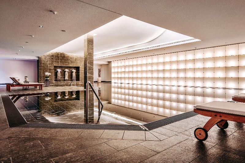 Parkhotel Quellenhof Aachen - Havuz