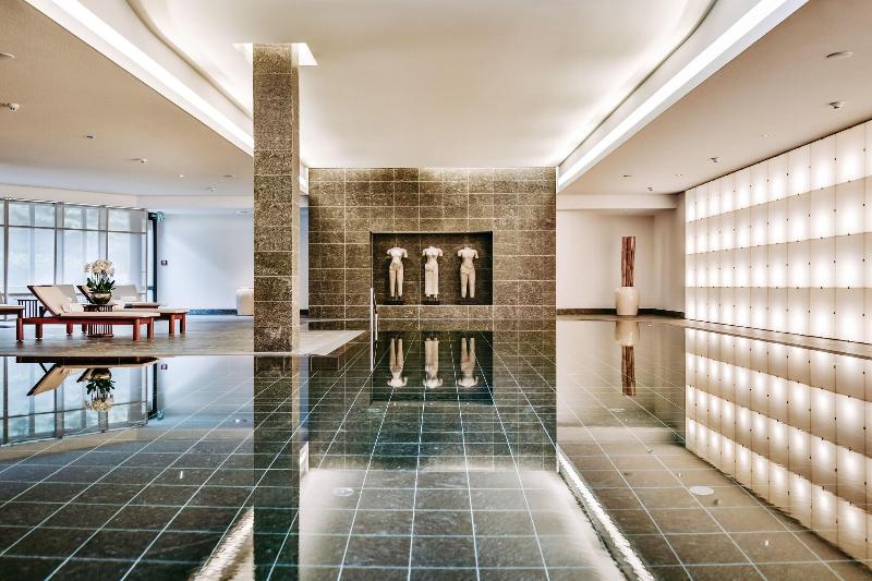 Parkhotel Quellenhof Aachen - Havuz