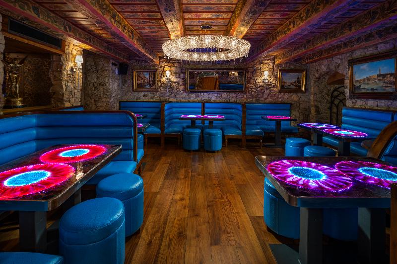 Hotel U Zlatého Stromu Prague by BHG - Bar