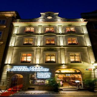Hotel U Zlatého Stromu Prague by BHG fotoÄŸrafÄ±