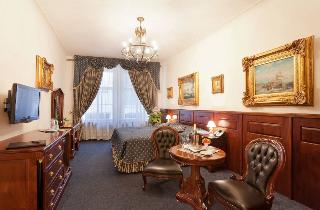 Hotel U Zlatého Stromu Prague by BHG fotoÄŸrafÄ±