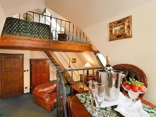 Hotel U Zlatého Stromu Prague by BHG fotoÄŸrafÄ±