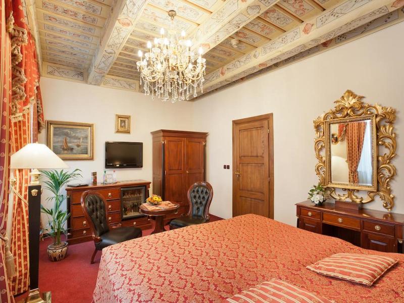 Hotel U Zlatého Stromu Prague by BHG - Oda
