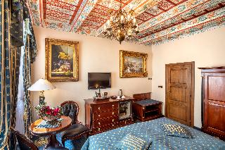 Hotel U Zlatého Stromu Prague by BHG fotoÄŸrafÄ±