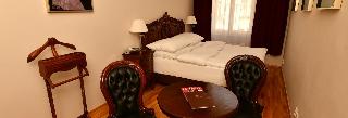 Hotel U Zlatého Stromu Prague by BHG fotoÄŸrafÄ±