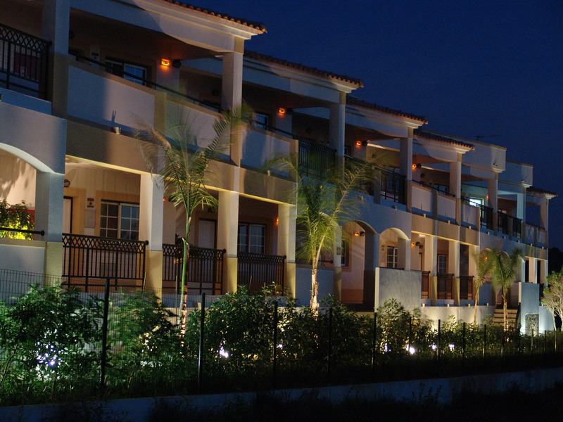 Novochoro Apartments - Genel