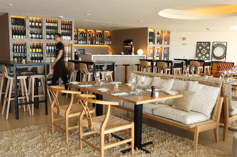 Memmo Baleeira Hotel - Bar