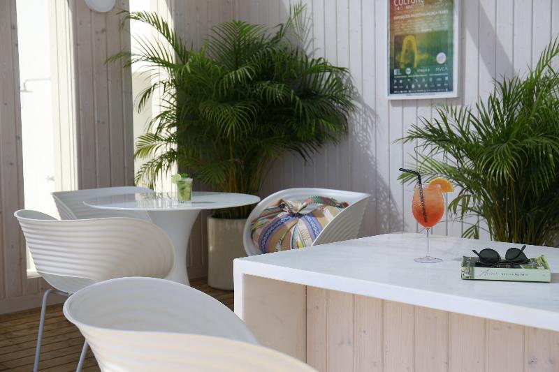 Memmo Baleeira Hotel - Bar