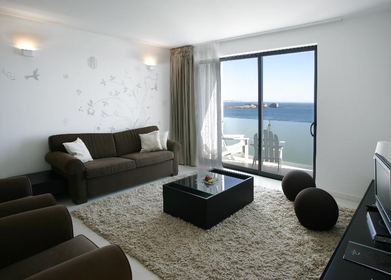 Memmo Baleeira Hotel - Oda