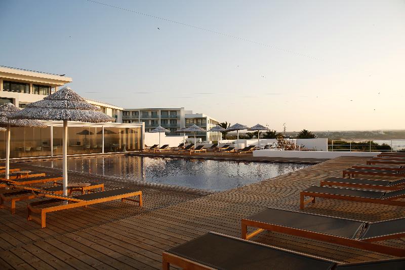 Memmo Baleeira Hotel - Havuz