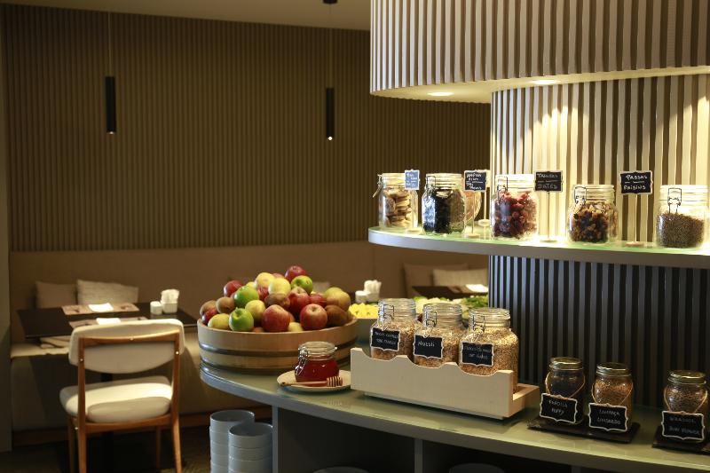 Memmo Baleeira Hotel - Restoran