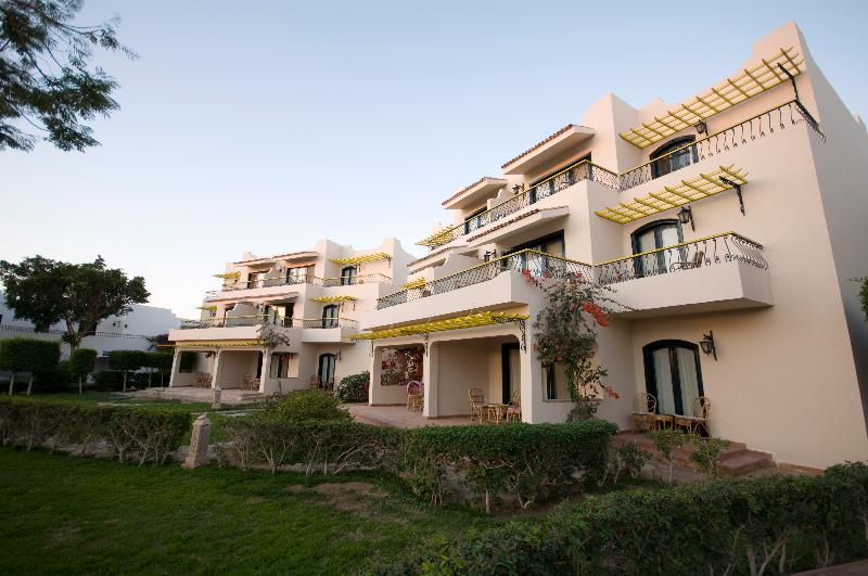 Lotus Bay Beach Resort - Genel
