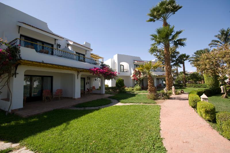 Lotus Bay Beach Resort - Genel