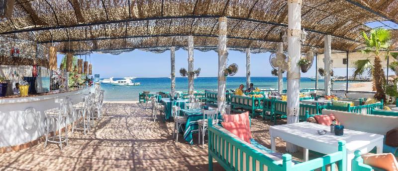Lotus Bay Beach Resort - Restoran
