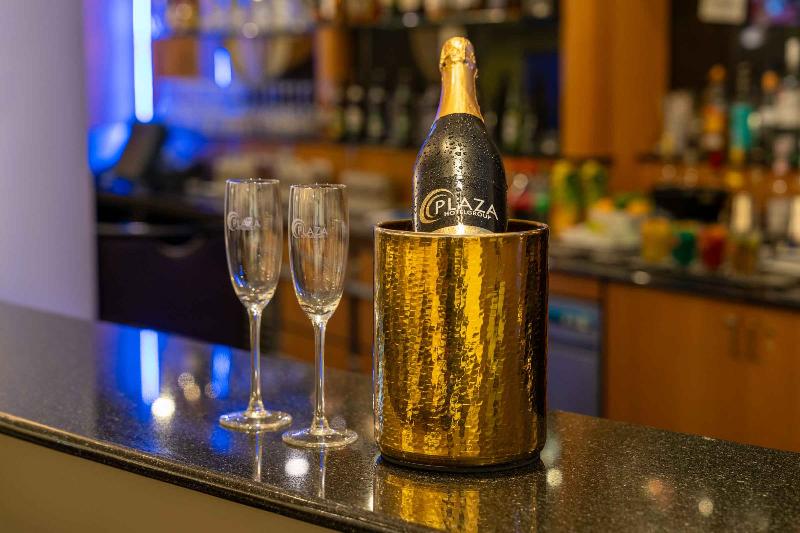 Plaza Premium Wien - Bar