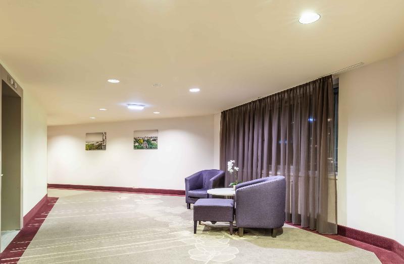 Plaza Premium Wien - Lobi