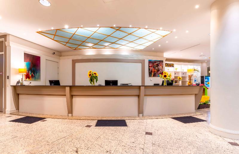 Plaza Premium Wien - Lobi
