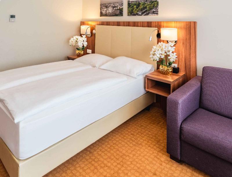 Plaza Premium Wien - Oda