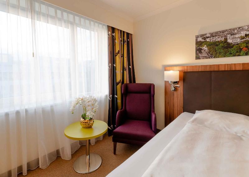 Plaza Premium Wien - Oda