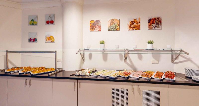 Plaza Premium Wien - Restoran