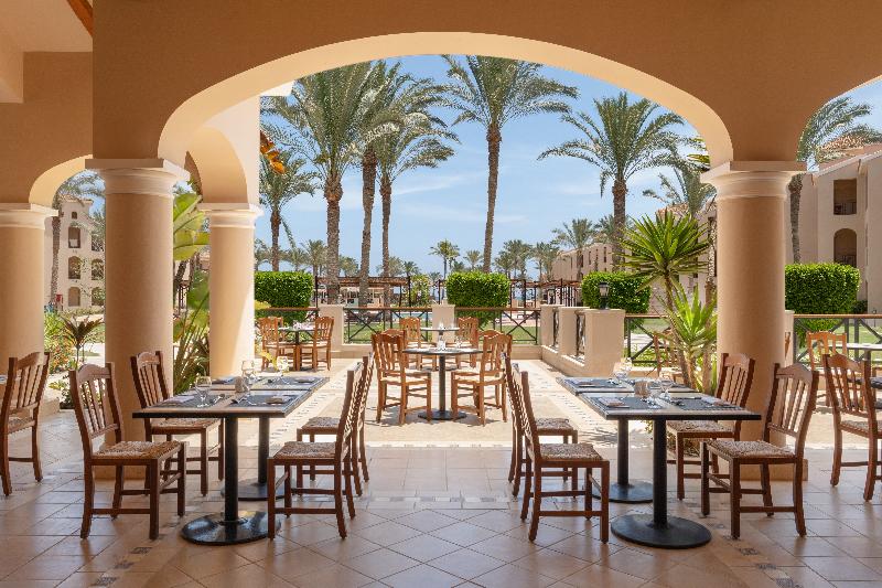 JAZ Almaza Beach Resort, Almaza Bay - Restoran